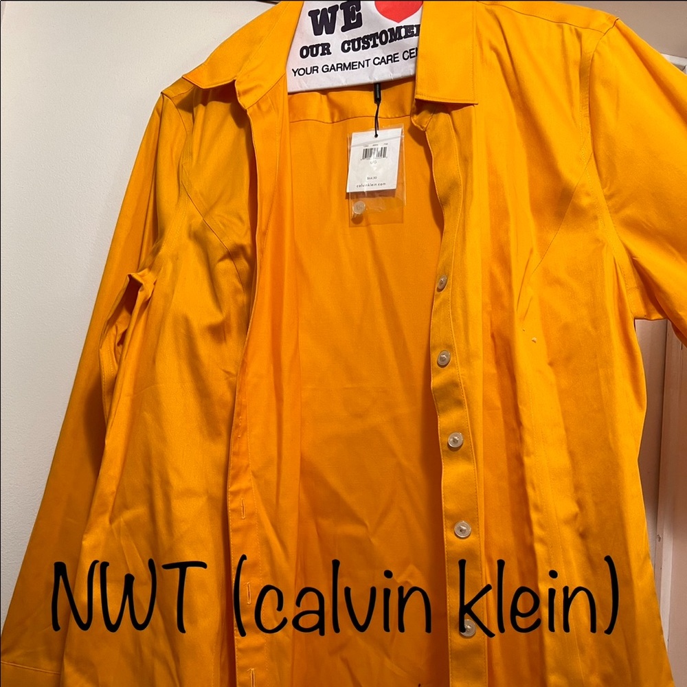NWT Calvin Klein button-up